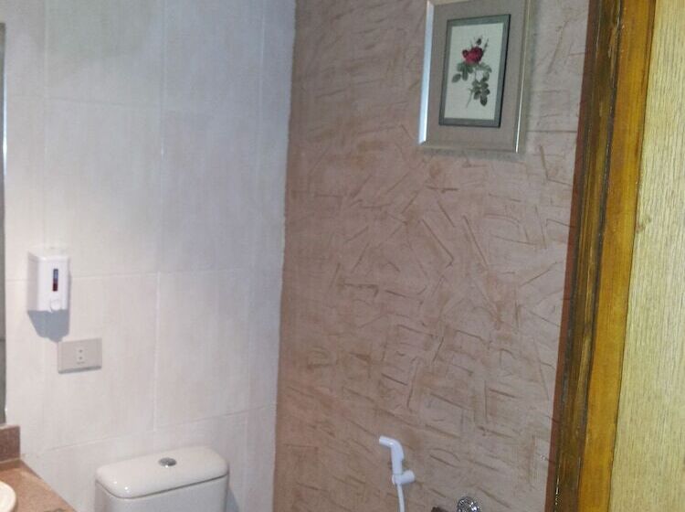 اتاق استاندارد سه نفره, Kanzy Hotel Cairo