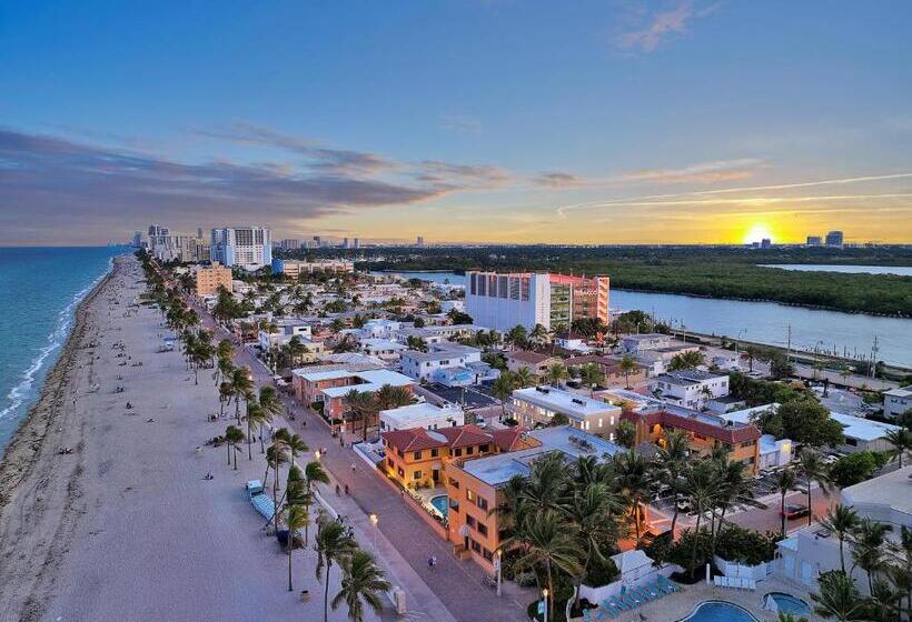 Четырехместный Номер Deluxe, Laguna Blu Beach