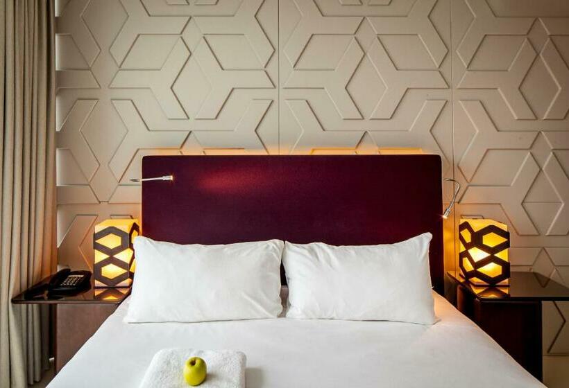 行政房间, Room Mate Aitana