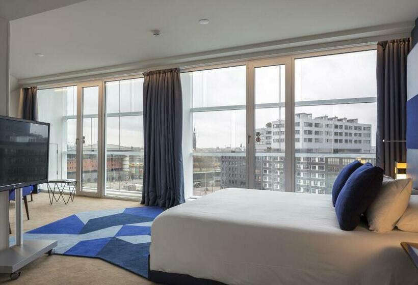 行政房间, Room Mate Aitana