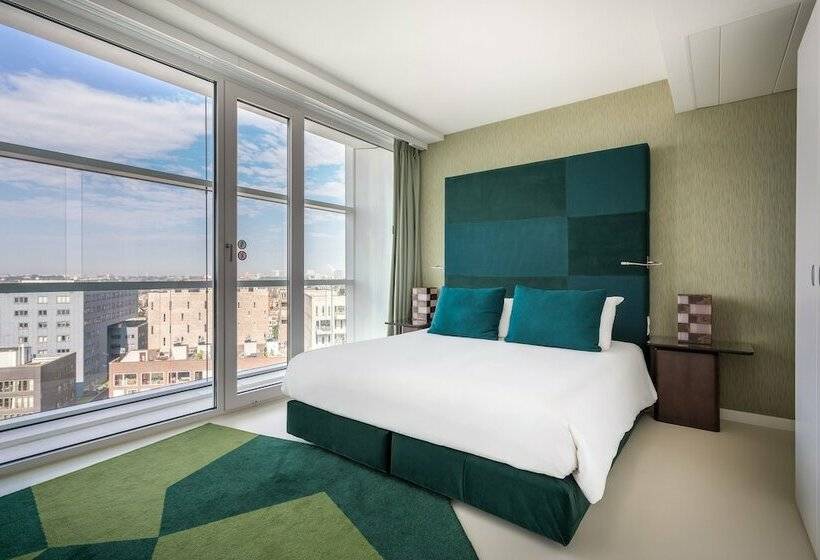 行政房间, Room Mate Aitana