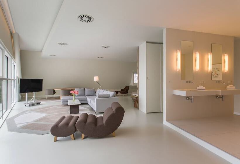 套房, Room Mate Aitana