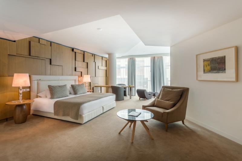 套房, Room Mate Aitana