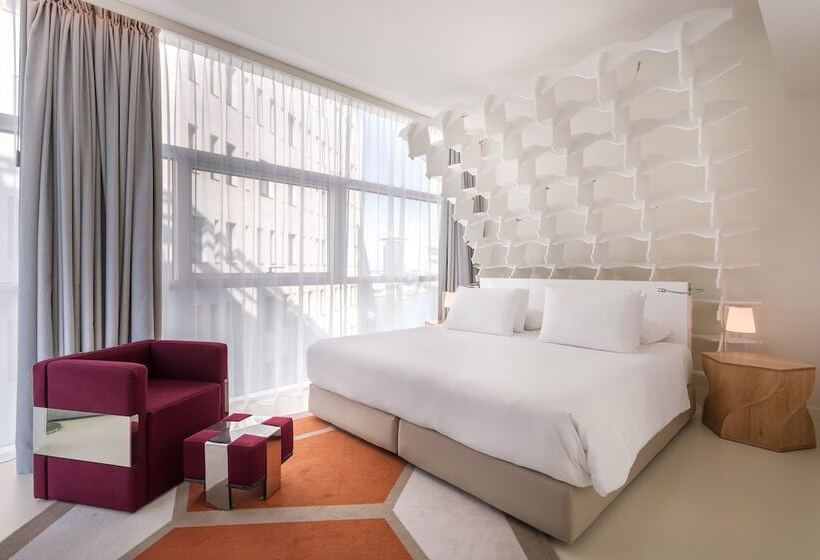 小型套房, Room Mate Aitana