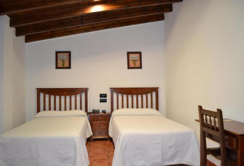 Номер Стандарт, Rincón Del Abade