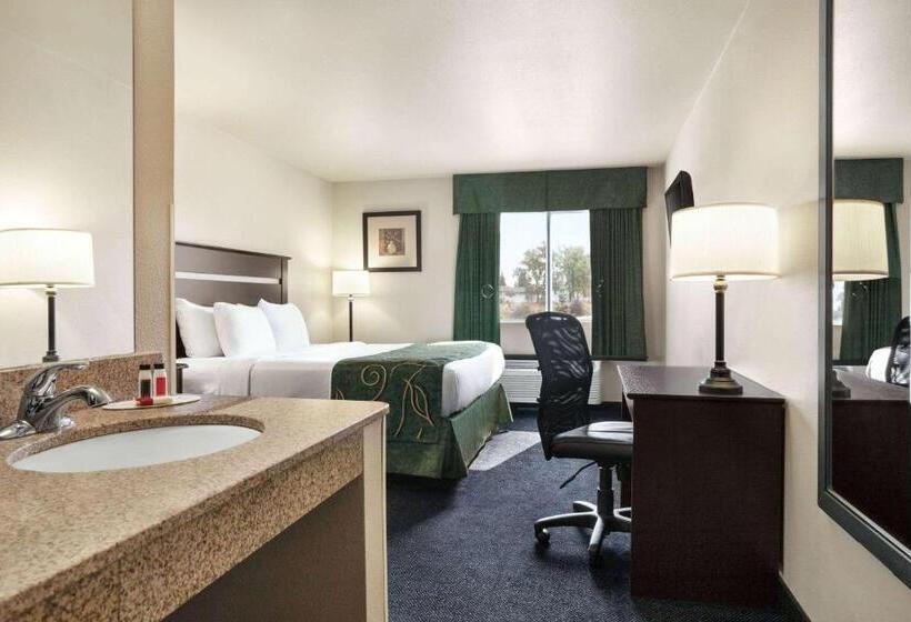 Стандартный Номер Кровать Кинг, Travelodge By Wyndham Mcalester
