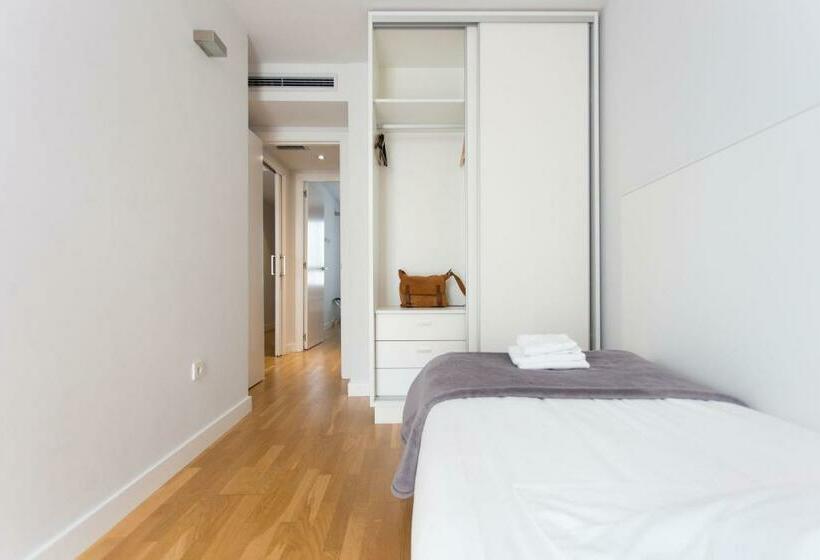 آپارتمان 3 خوابه, Mon Suites Catedral