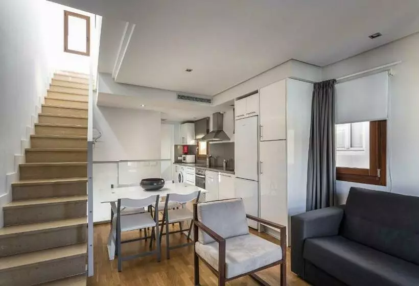 テラス付き１ベッドルームアパートメント, Mon Suites Catedral