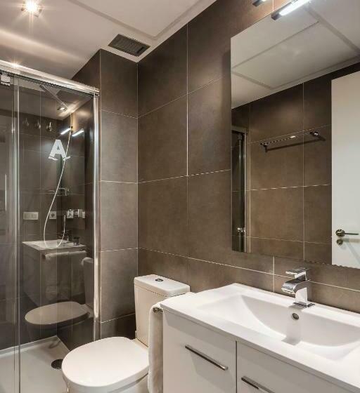 آپارتمان 1 خوابه با تراس, Mon Suites Catedral