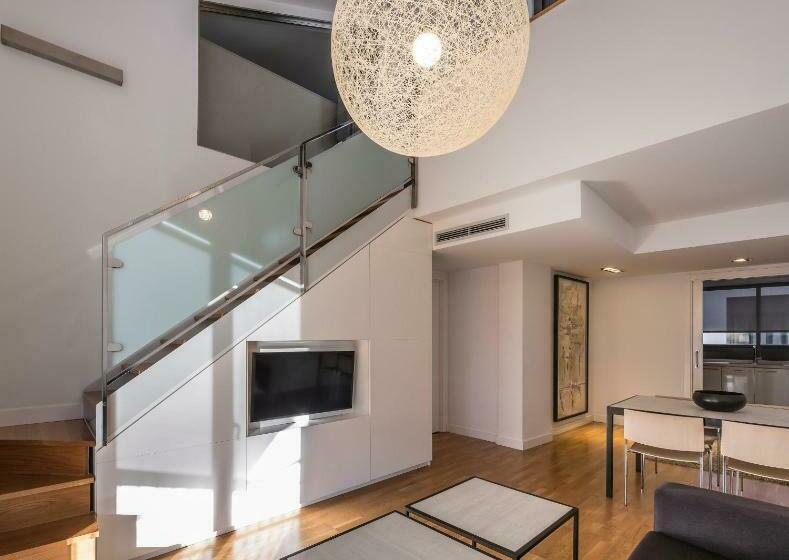 آپارتمان 4 خوابه, Mon Suites Catedral