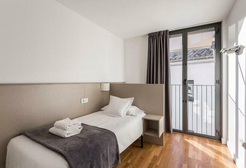 آپارتمان 4 خوابه, Mon Suites Catedral