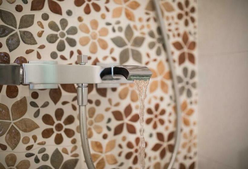 آپارتمان 4 خوابه, Mon Suites Catedral