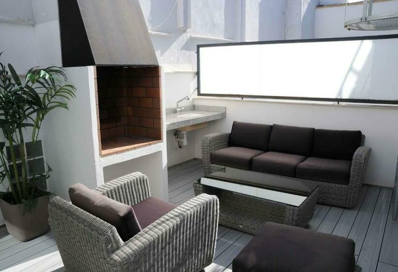 آپارتمان 4 خوابه, Mon Suites Catedral