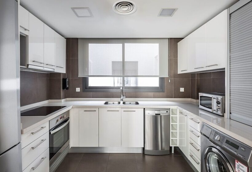 آپارتمان 4 خوابه, Mon Suites Catedral