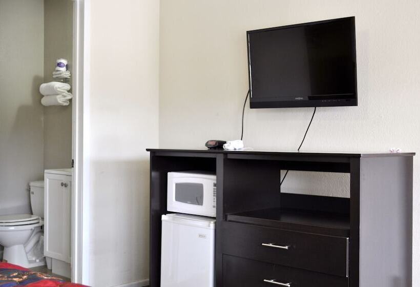 Номер Стандарт 2 Двуспальные Кровати, Andrews Motor Inn