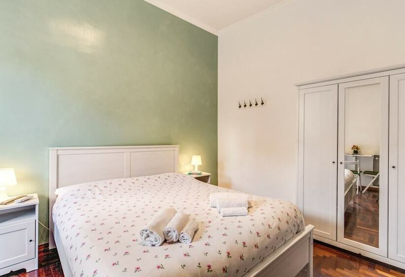 آپارتمان 3 خوابه, Finally In Rome