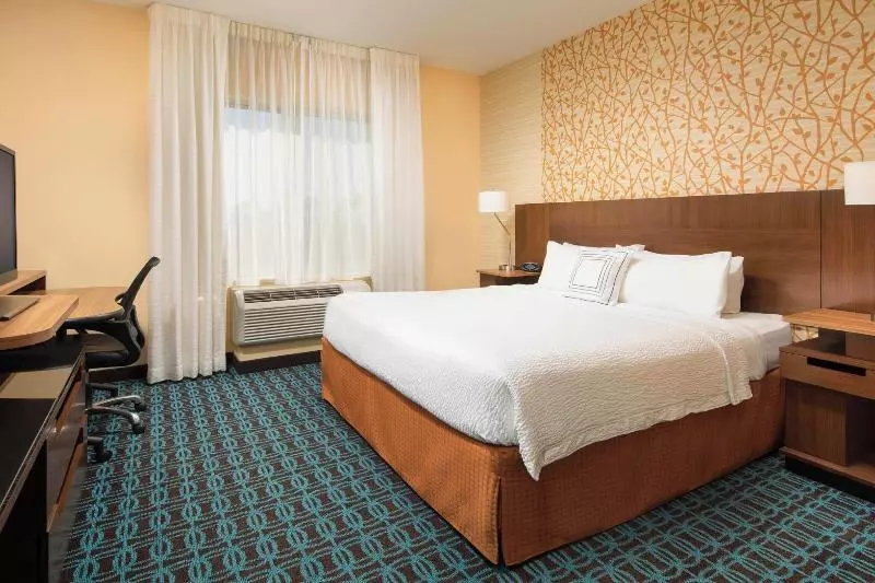 キングサイドベッドのスタンダードワンルーム, Fairfield By Marriott Inn & Suites Knoxville Turkey Creek
