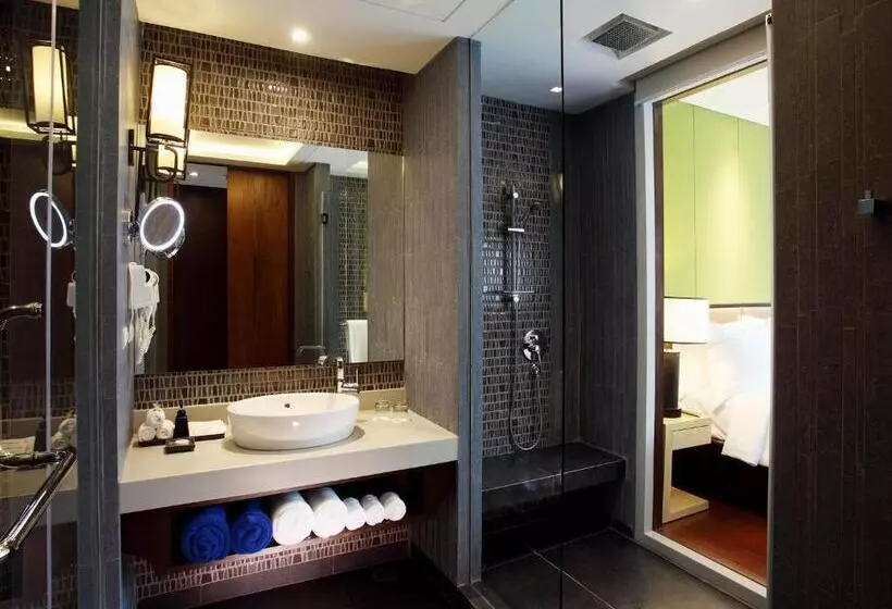 プールの見えるデラックスルーム, Graceland Khaolak Beachfront Resort