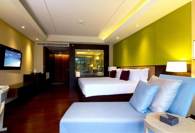 プールの見えるデラックスルーム, Graceland Khaolak Beachfront Resort