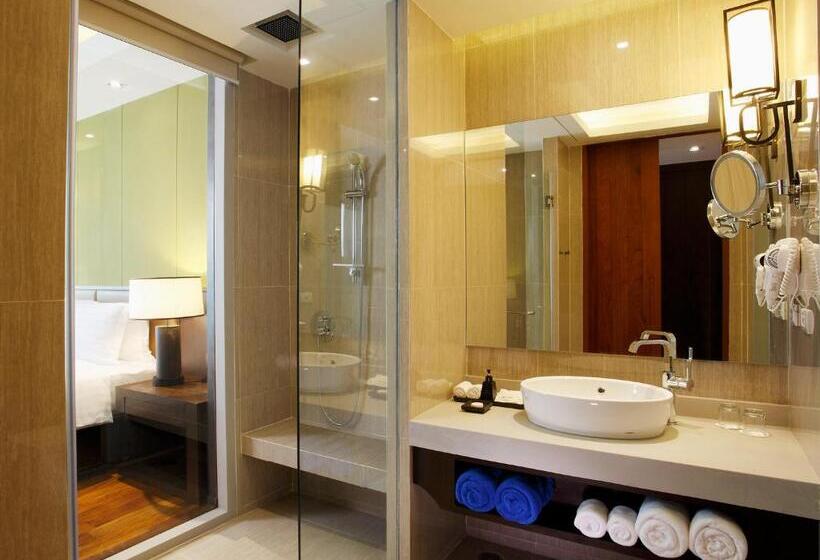 デラックスルーム, Graceland Khaolak Beachfront Resort