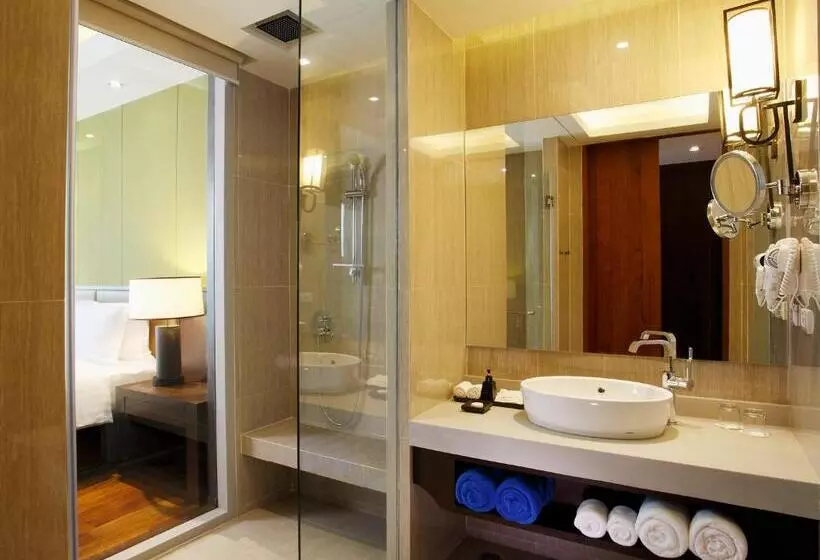 デラックスルーム, Graceland Khaolak Beachfront Resort