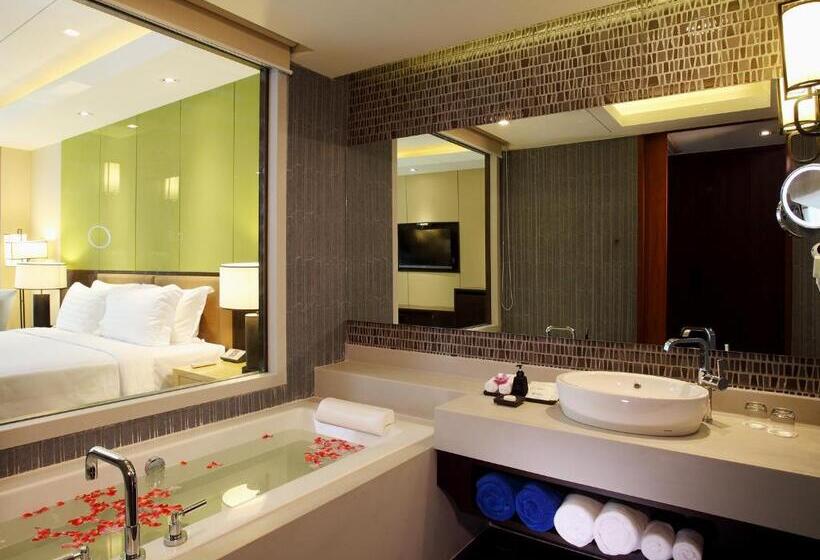 プールビューのプレミアムルーム, Graceland Khaolak Beachfront Resort