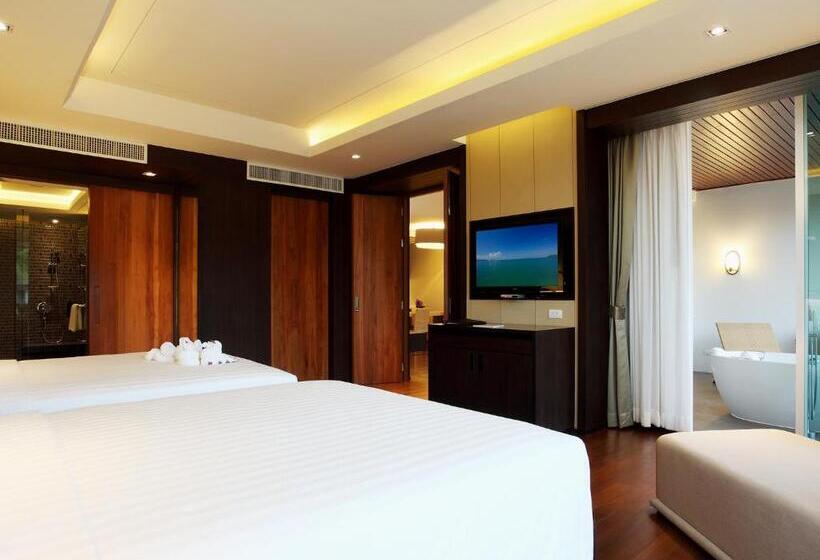 Люкс Вид на Бассейн, Graceland Khaolak Beachfront Resort