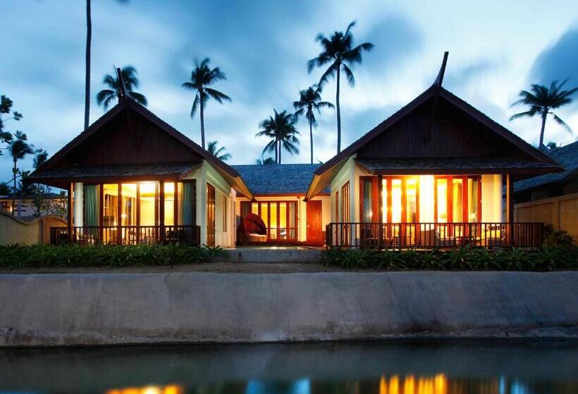 Вилла 2 Спальни, Graceland Khaolak Beachfront Resort
