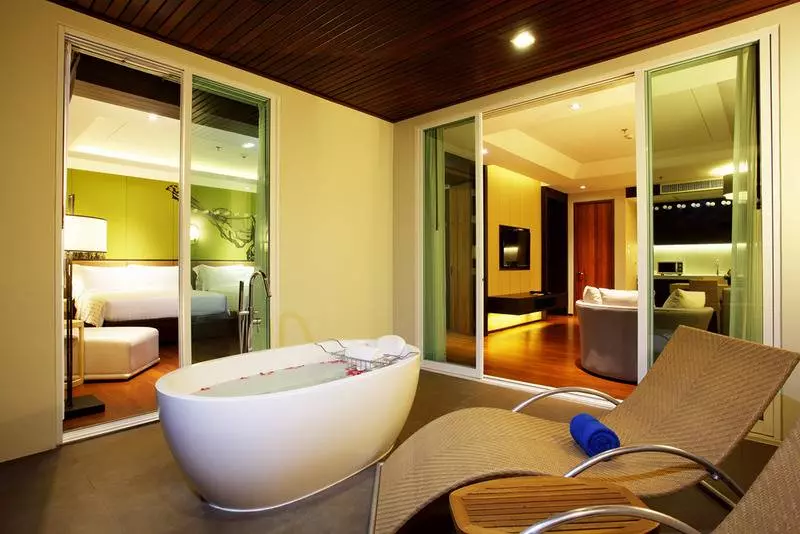 プールビュースイート, Graceland Khaolak Beachfront Resort