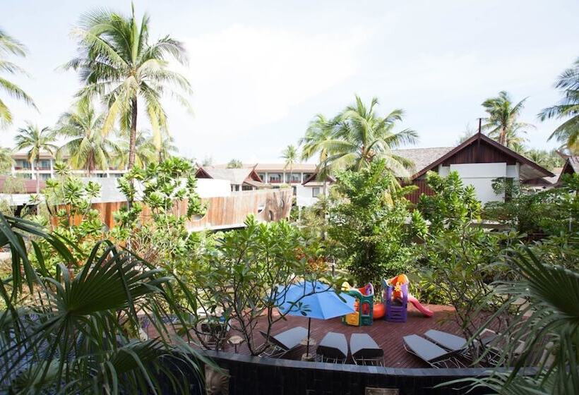 プールの見えるデラックスルーム, Graceland Khaolak Beachfront Resort