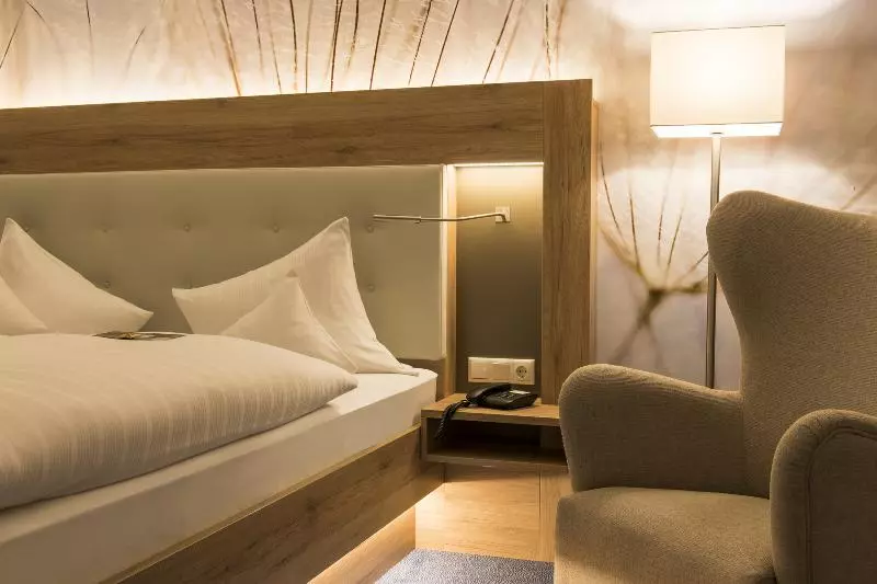 プールビュースイート, Graceland Khaolak Beachfront Resort