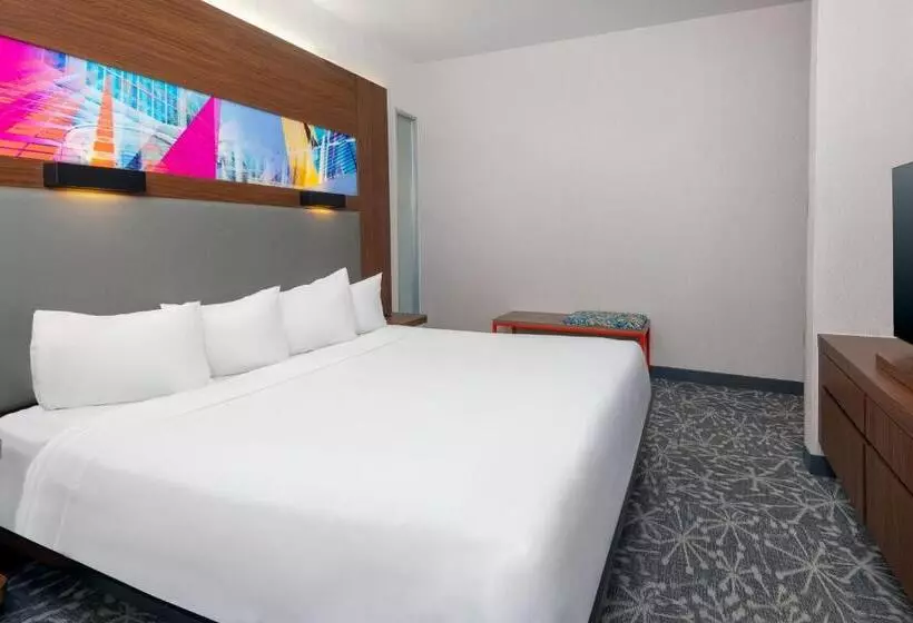 キングサイズベッドのスイートルーム, Aloft Orlando Downtown