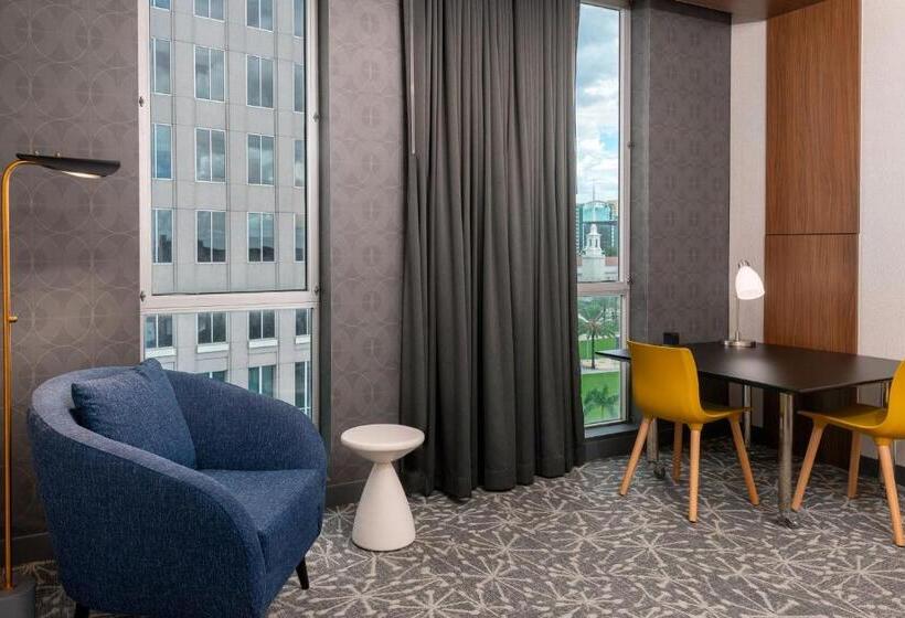 Люкс Кровать Кинг, Aloft Orlando Downtown