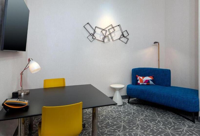 Люкс Кровать Кинг, Aloft Orlando Downtown