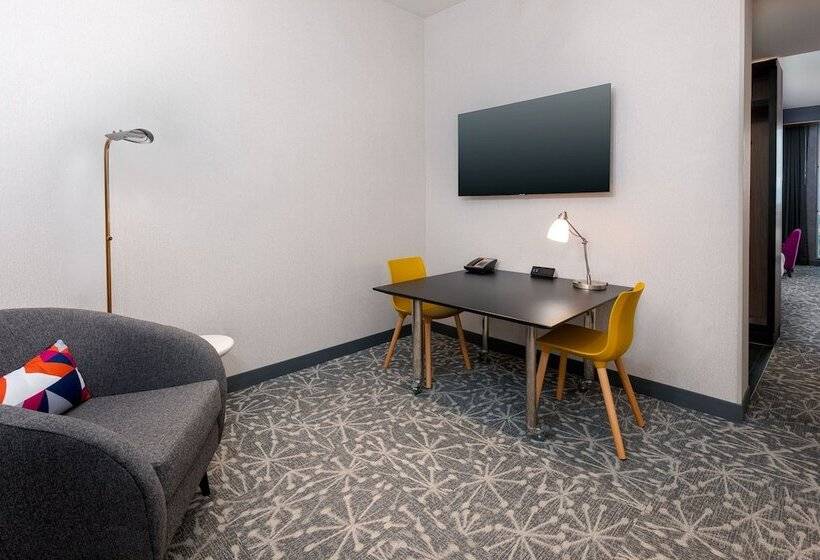 Люкс, Aloft Orlando Downtown