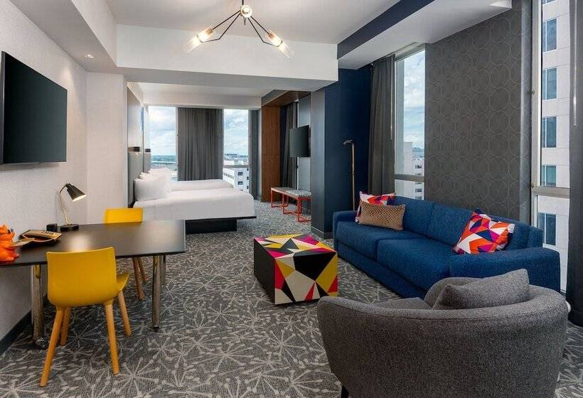 Люкс, Aloft Orlando Downtown