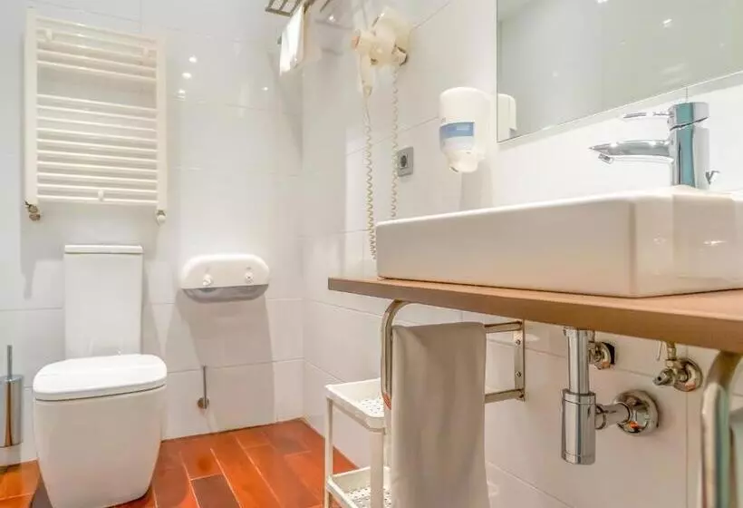 Superior Room with Terrace, Apolonia Soria