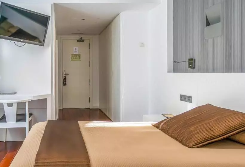Superior Room with Terrace, Apolonia Soria