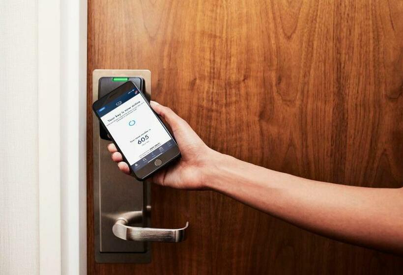 标准间, Boutique At Grand Central