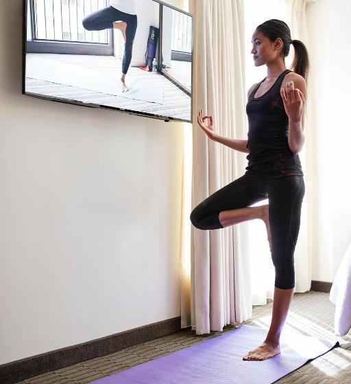 标准间, Boutique At Grand Central