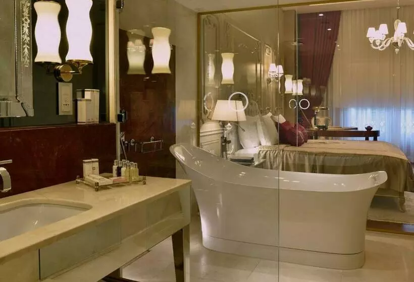 اتاق لوکس با چشم‌انداز شهر, Cvk Park Bosphorus Hotel Istanbul
