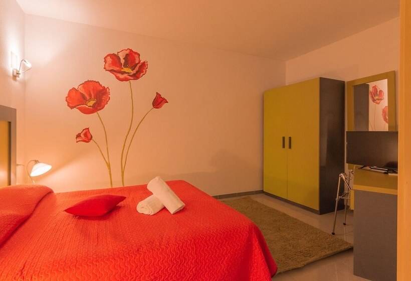 Четырехместный Номер Стандарт, Delta Rooms