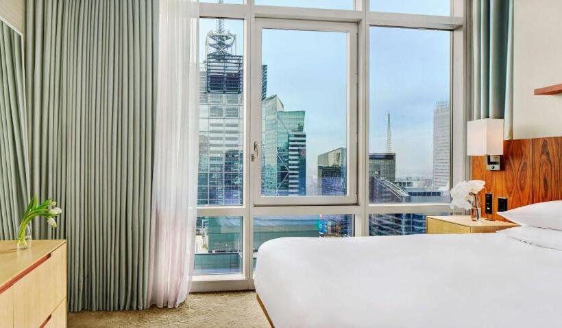 장애인을 위한 스위트, Hyatt Centric Times Square New York