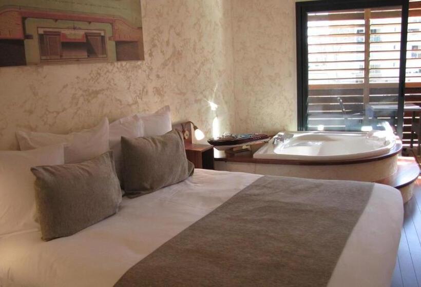 جناح مزود بجاكوزى, Ile Du Gua Suites
