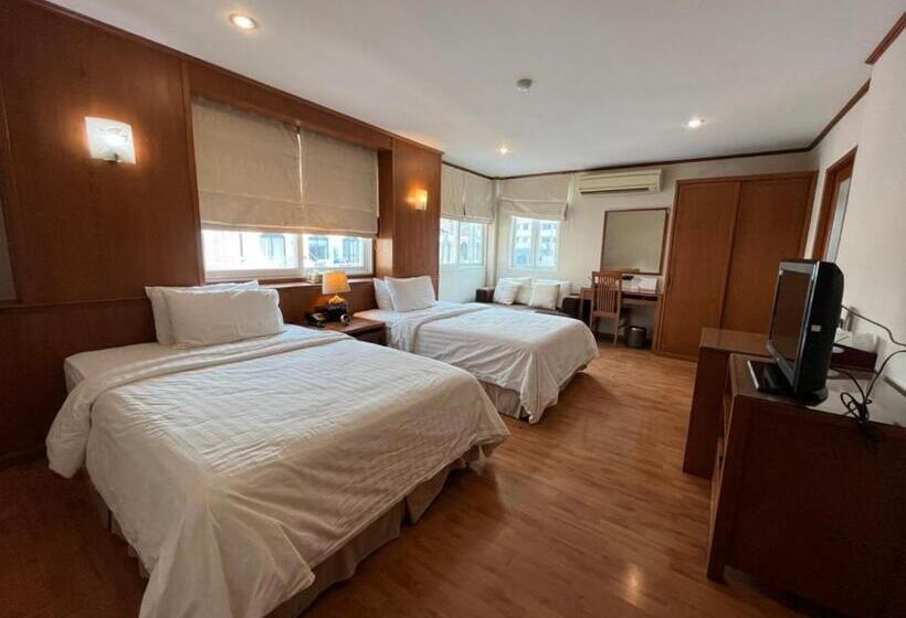 スタンダードルーム, Jhouse Thonglor