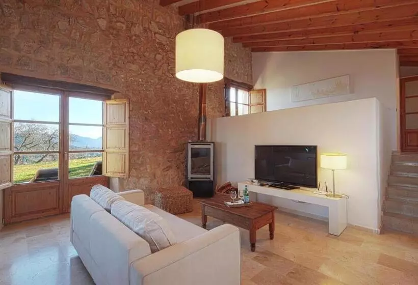 سوییت, Agroturismo Ses Cases De Fetget