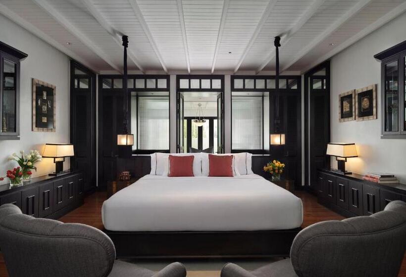 سوییت, The Siam