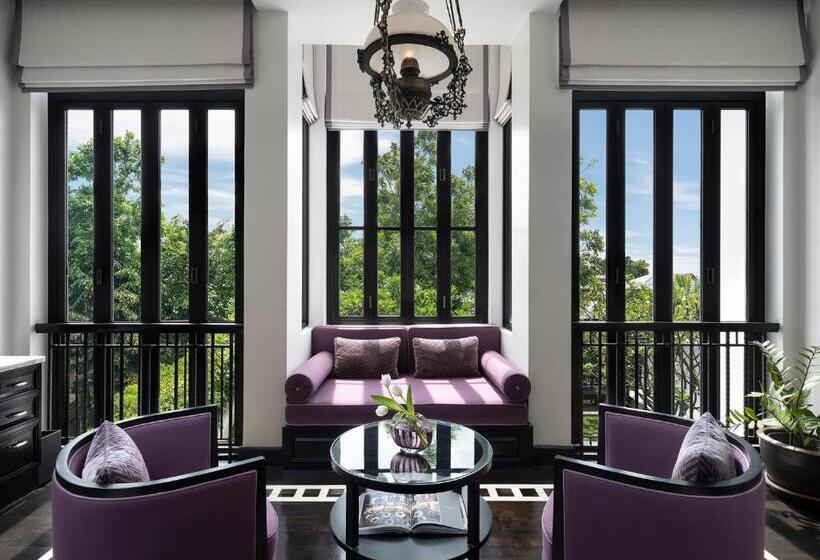 سوئیت پریمیوم, The Siam