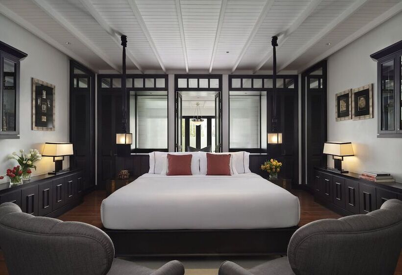 سوییت, The Siam