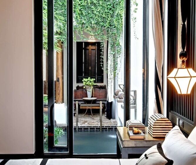 ویلای 1 خوابه, The Siam